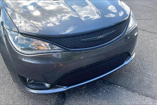 2020 Chrysler Pacifica Touring
