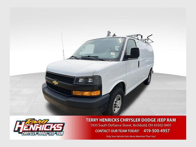 2022 Chevrolet Express Cargo Van RWD 2500 Regular Wheelbase WT for sale in Archbold, OH