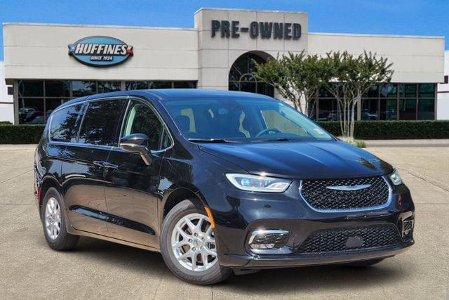 2024 Chrysler Pacifica Touring L for sale in Plano, TX