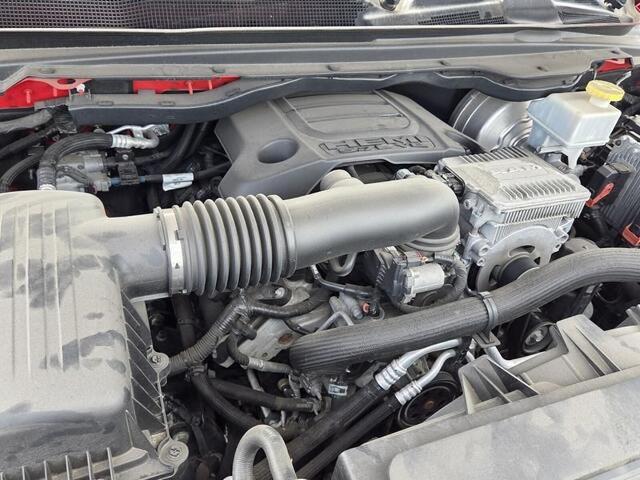 2019 Ram 1500 Big Horn/Lone Star Crew Cab 4x4 5'7" Box