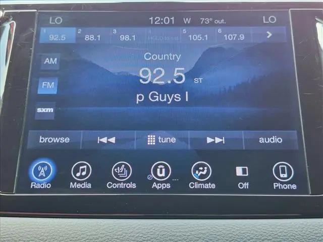 2017 Chrysler Pacifica Touring-L Plus