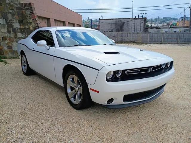 2017 Dodge Challenger SXT