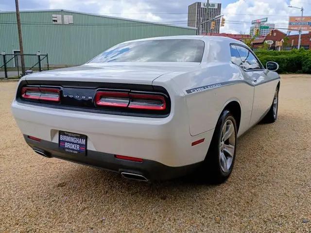 2017 Dodge Challenger SXT