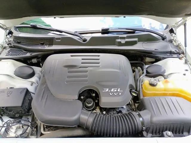 2017 Dodge Challenger SXT