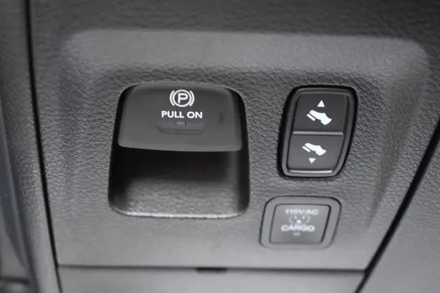 2026 Ram 1500 Laramie Crew Cab 4x4 57 Box