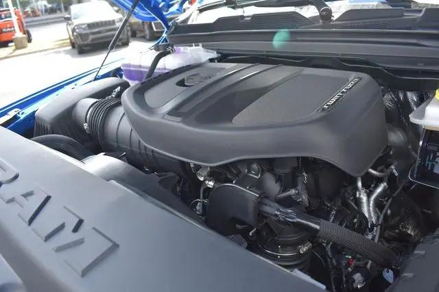 2026 Ram 1500 Laramie Crew Cab 4x4 57 Box