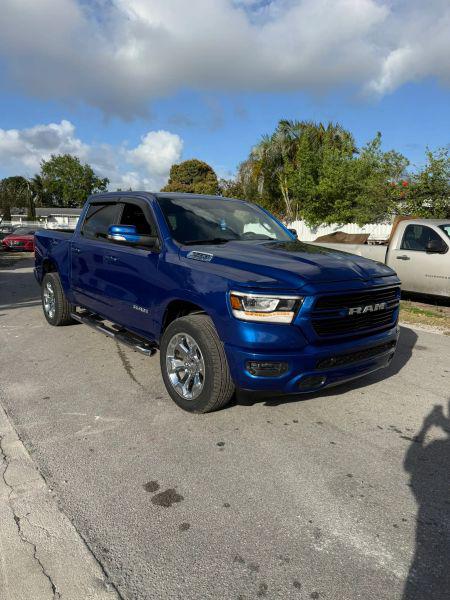 2019 Ram 1500 Big Horn/Lone Star Crew Cab 4x4 5'7" Box for sale in Miami, FL