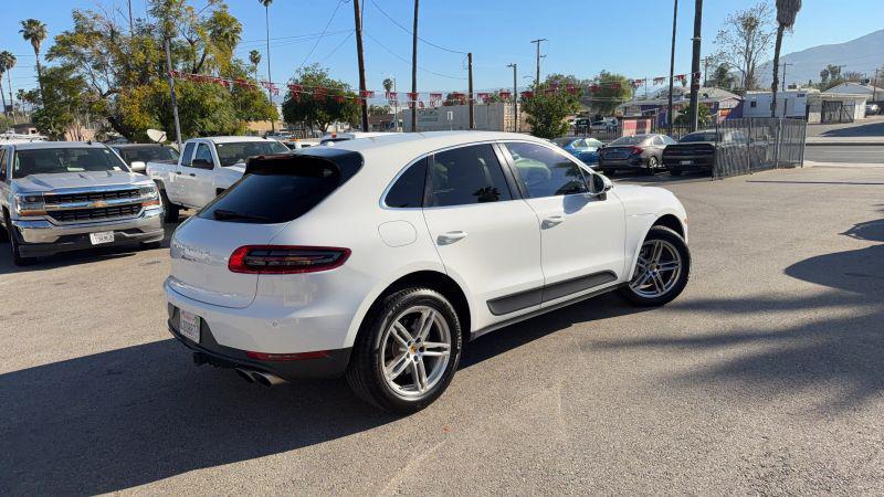 2016 Porsche Macan S