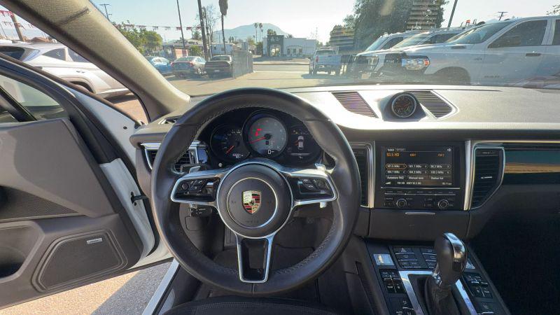 2016 Porsche Macan S