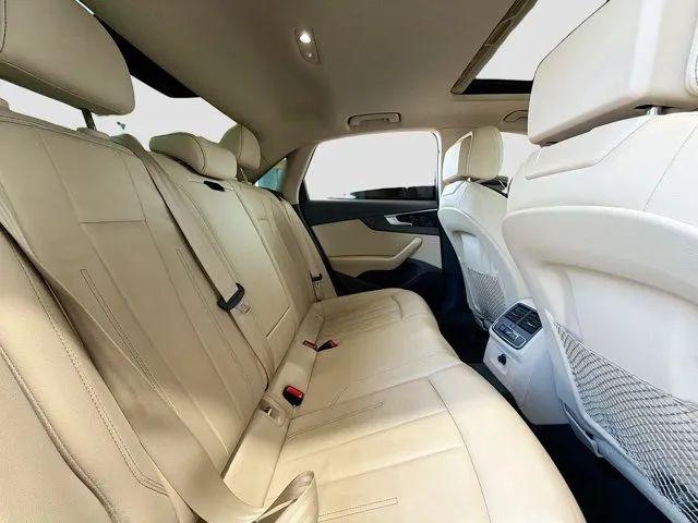 2021 Audi A4 Premium 40 TFSI quattro S tronic
