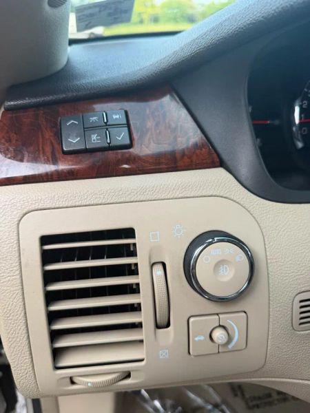 2007 Cadillac DTS Luxury I