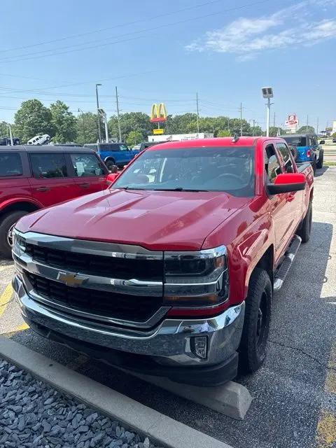 2017 Chevrolet Silverado 1500 LT for sale in Valparaiso, IN
