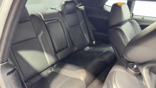 2016 Dodge Challenger R/T Plus