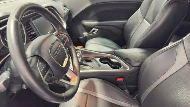 2016 Dodge Challenger R/T Plus