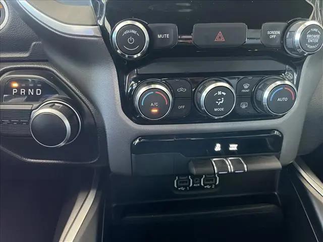 2022 Ram 1500 Big Horn Crew Cab 4x2 57 Box