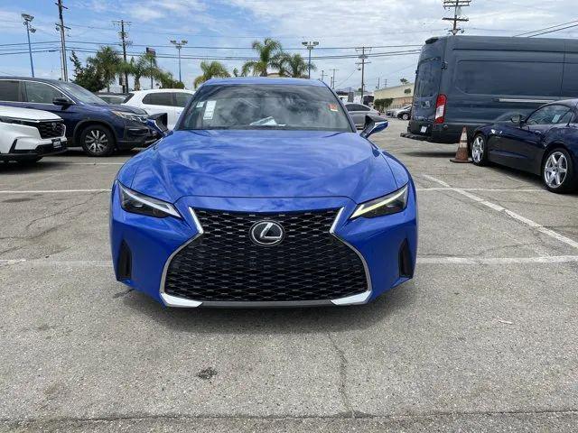 2023 Lexus IS 300 300