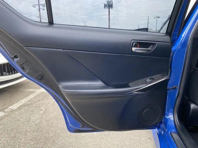 2023 Lexus IS 300 300