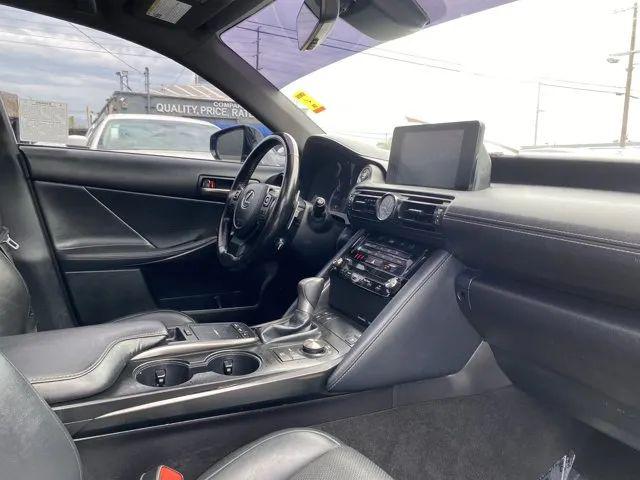 2023 Lexus IS 300 300