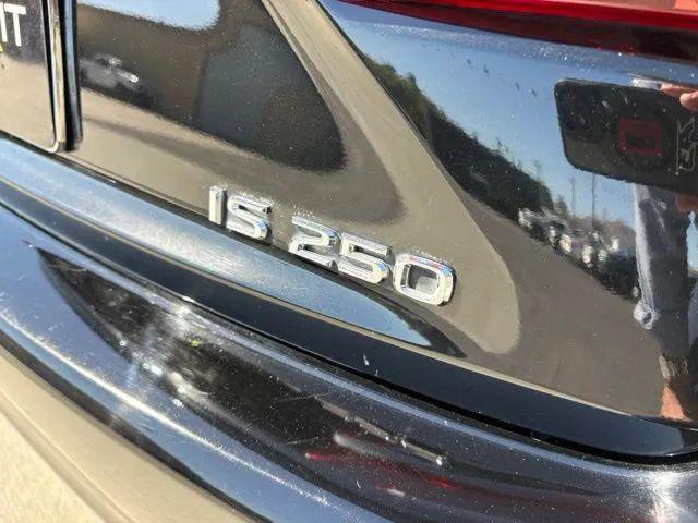 2015 Lexus IS 250 Crafted Line