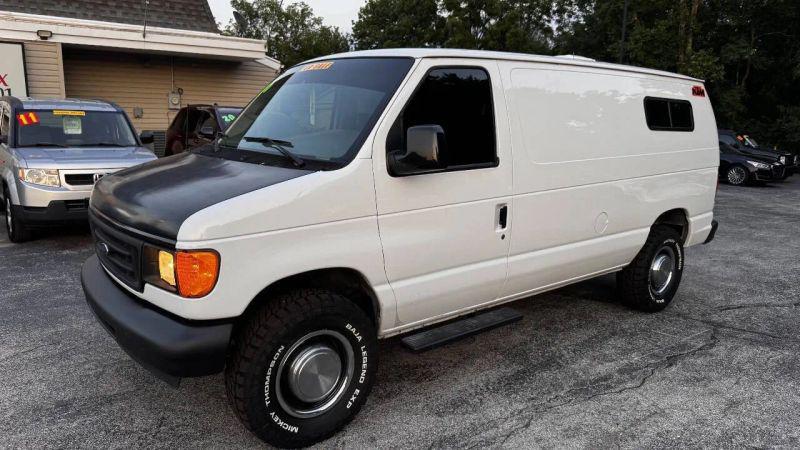 2006 Ford E-250 Base