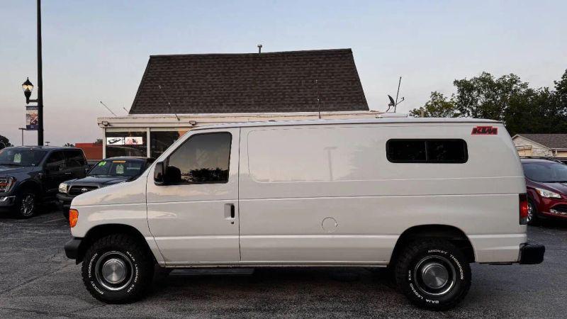 2006 Ford E-250 Base