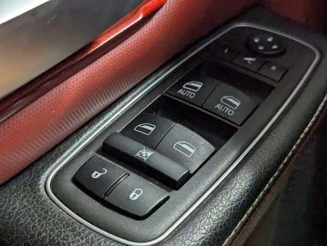 2022 Ram 1500 Rebel Crew Cab 4x4 57 Box