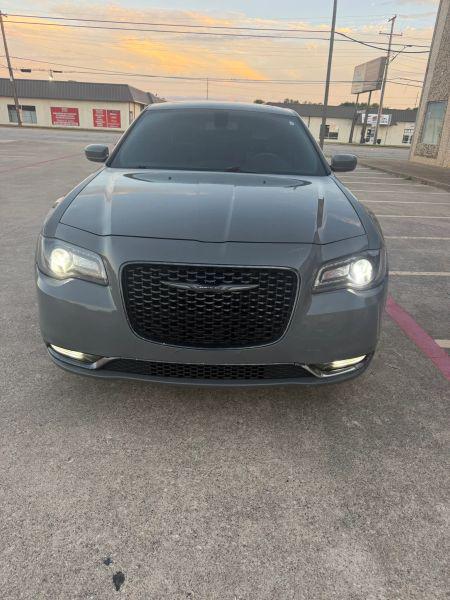 2018 Chrysler 300 S for sale in Arlington, TX