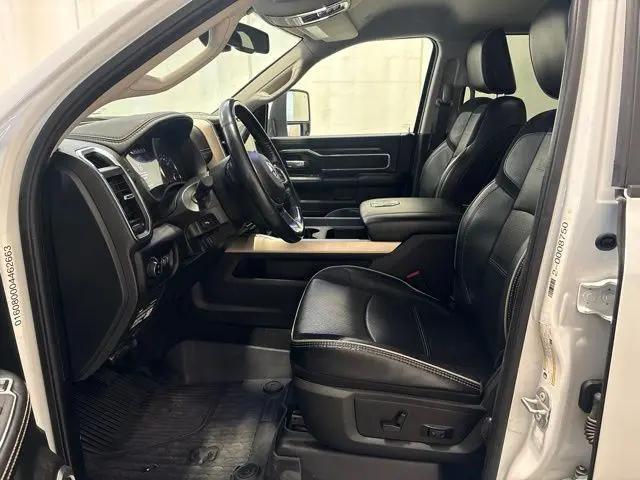 2023 Ram 2500 Laramie Crew Cab 4x4 6'4" Box