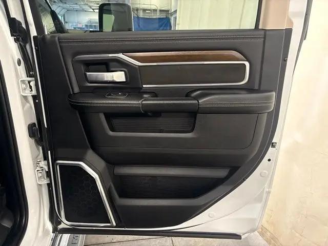 2023 Ram 2500 Laramie Crew Cab 4x4 6'4" Box