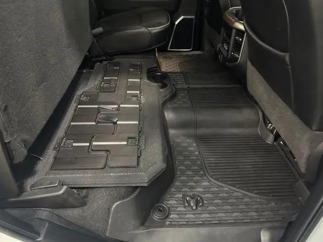 2023 Ram 2500 Laramie Crew Cab 4x4 6'4" Box
