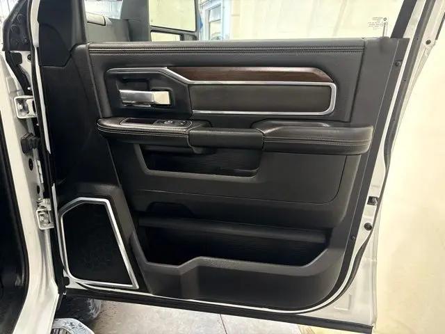 2023 Ram 2500 Laramie Crew Cab 4x4 6'4" Box