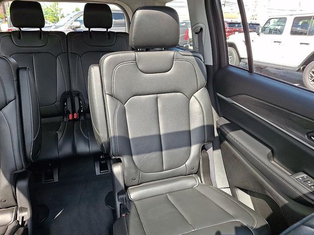 Used 2023 Jeep Grand Cherokee L Limited 4x4 For Sale in East Hanover, NJ
