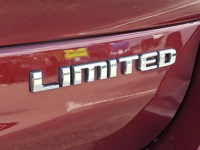 Used 2023 Jeep Grand Cherokee L Limited 4x4 For Sale in East Hanover, NJ