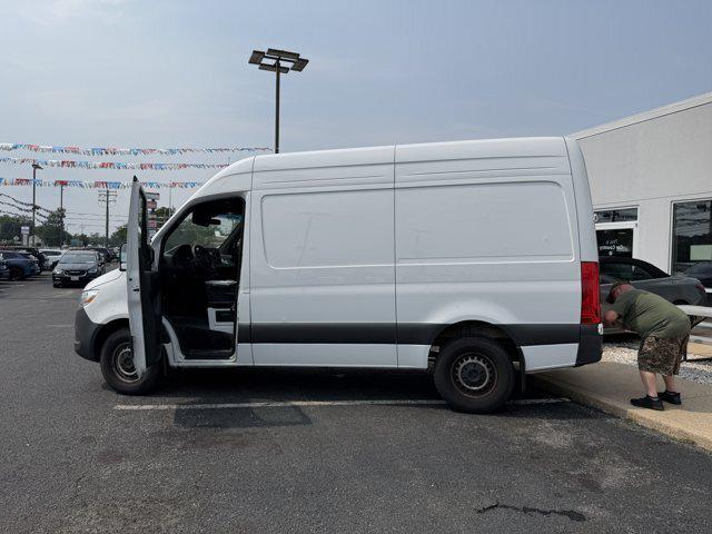 2025 Mercedes-Benz Sprinter 2500 Standard Roof 4-Cyl Diesel 2025 Mercedes-Benz Sprinter 2500 Standard Roof 4-Cyl Diesel