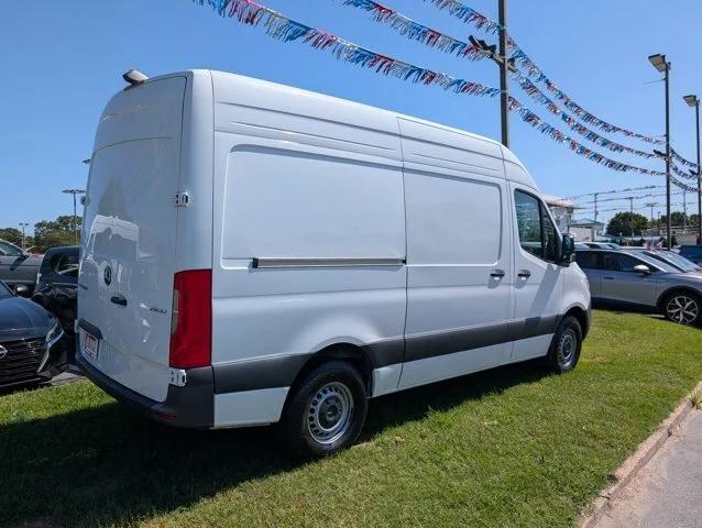2025 Mercedes-Benz Sprinter 2500 Standard Roof 4-Cyl Diesel 2025 Mercedes-Benz Sprinter 2500 Standard Roof 4-Cyl Diesel
