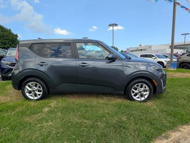 2024 Kia Soul LX 2024 Kia Soul LX
