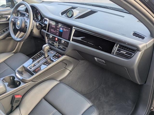 2025 Porsche Macan S