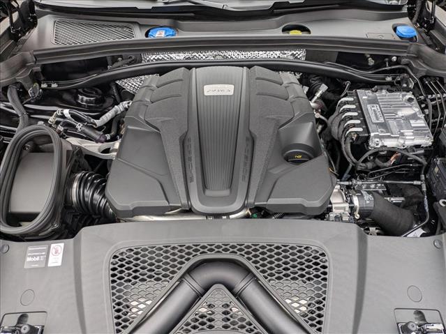 2025 Porsche Macan S