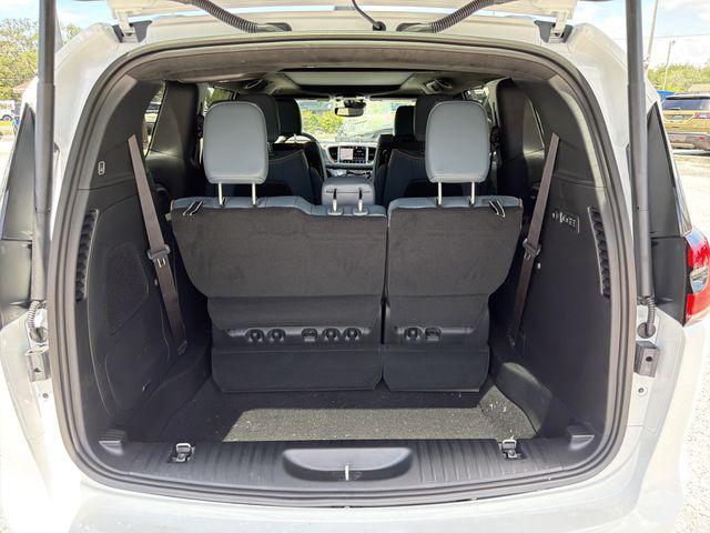 2027 Chrysler Pacifica Pinnacle