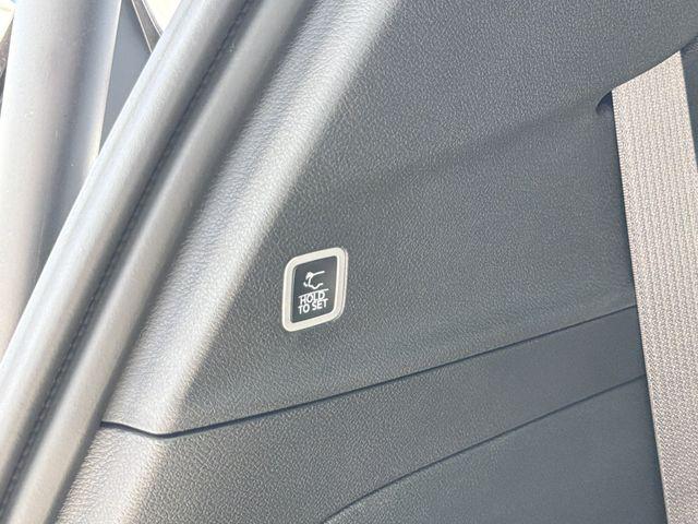 2027 Chrysler Pacifica Pinnacle