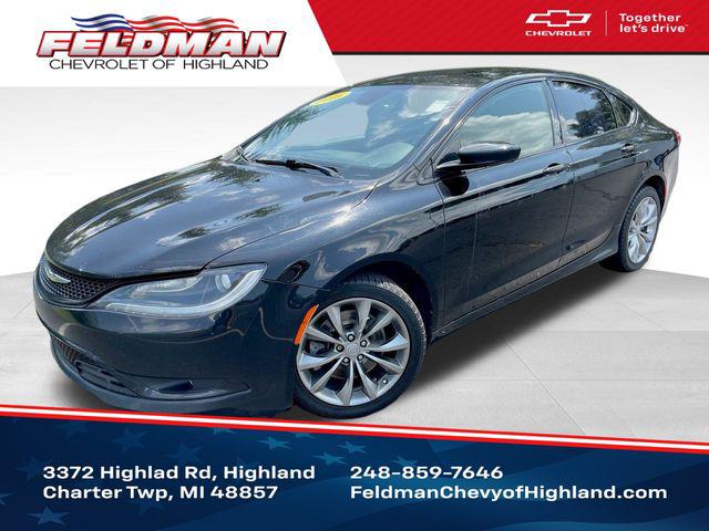 2016 Chrysler 200 S for sale in Highland, MI
