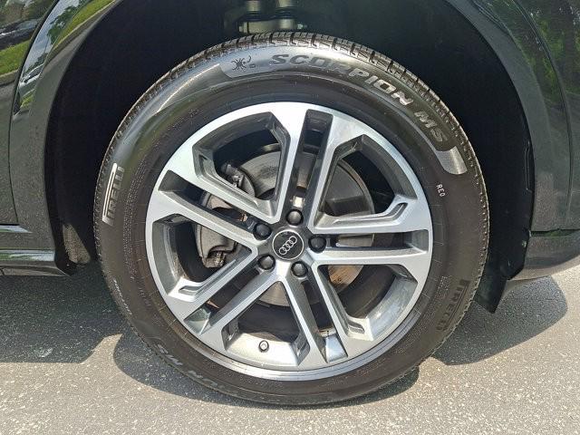 2025 Audi Q5 Premium TFSI quattro S tronic