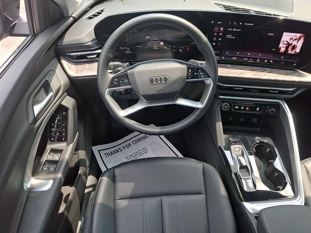 2025 Audi Q5 Premium TFSI quattro S tronic