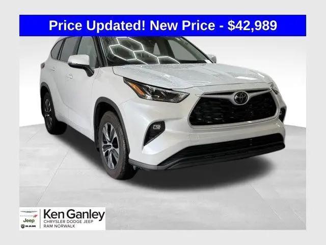 2025 Toyota Highlander for sale near Norwalk, OH