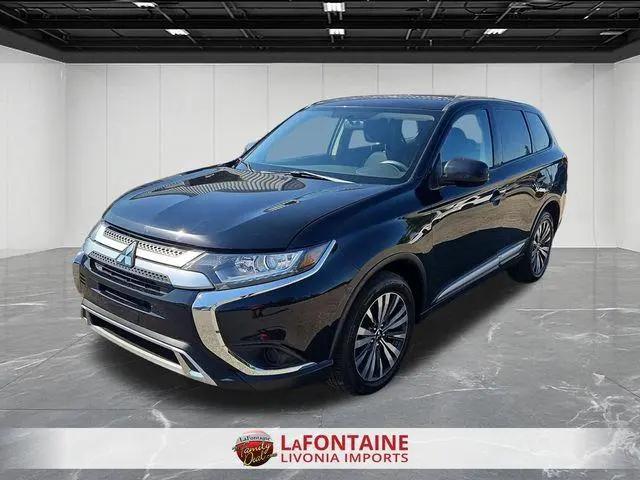 2020 Mitsubishi Outlander ES 2.4 for sale in Livonia, MI