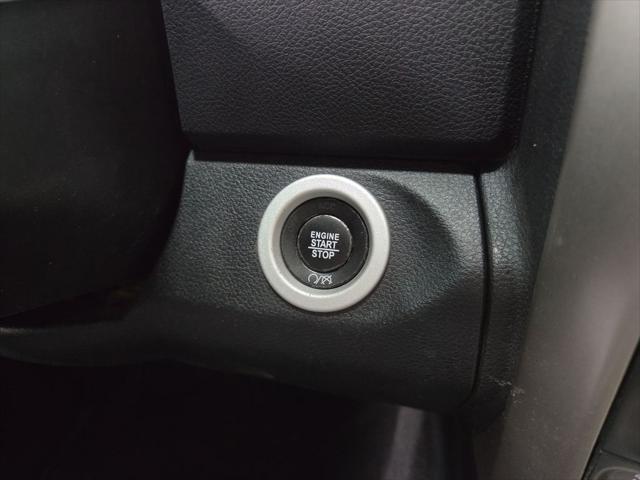 2017 Ram 1500 Laramie Crew Cab 4x4 5'7" Box
