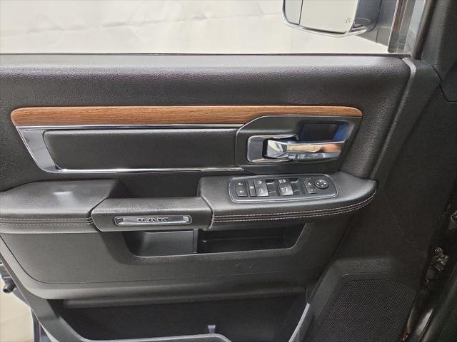 2017 Ram 1500 Laramie Crew Cab 4x4 5'7" Box