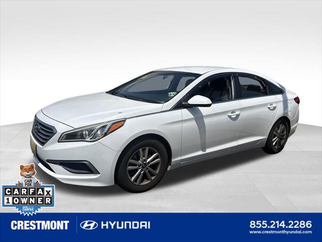 2017 Hyundai Sonata SE for sale in BRUNSWICK, OH