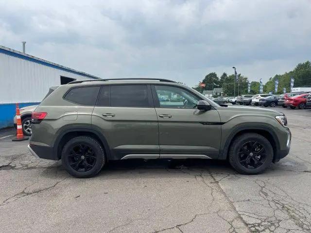 2024 Volkswagen Atlas 2.0T Peak Edition SE w/Technology for sale in Liverpool, NY