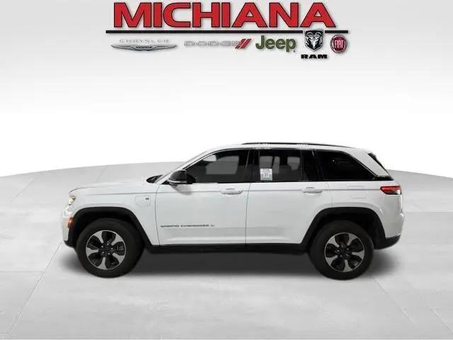 2024 Jeep Grand Cherokee Base for sale in Mishawaka, IN